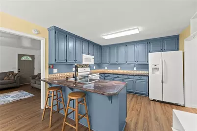 4945 McCoy Circle, Cumming, GA 30040 - Photo 16