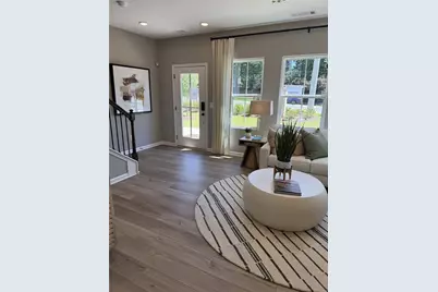 3064 Beacon Bend Crossing, Lawrenceville, GA 30024 - Photo 2