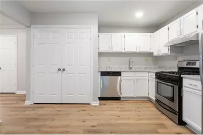 1041 Plantation Way NW, Kennesaw, GA 30144 - Photo 8