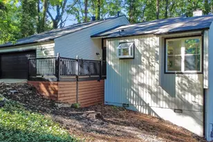 210 Brandenburgh Cir, Roswell, GA 30075 - Photo 8