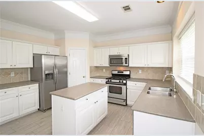 8155 Cavendish Place, Johns Creek, GA 30024 - Photo 16