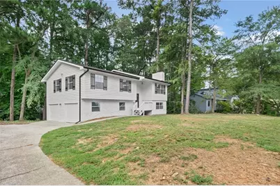 2648 Smoke House Place SW, Marietta, GA 30064 - Photo 2