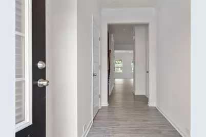 13719 92 Highway #28, Woodstock, GA 30188 - Photo 2