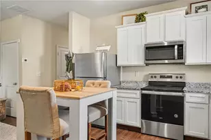 209 Highwood Ln, East Point, GA 30344 - Photo 16
