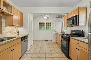 383 S Howard St SE, Atlanta, GA 30317 - Photo 8