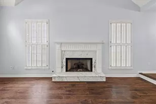 190 Glen Holly Dr, Roswell, GA 30076 - Photo 6