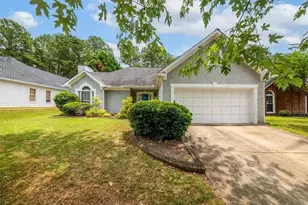 190 Glen Holly Dr, Roswell, GA 30076 - Photo 1