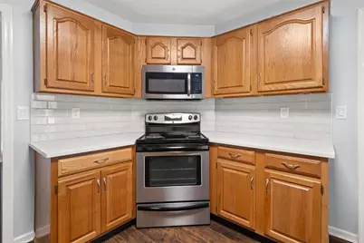 190 Glen Holly Drive, Roswell, GA 30076 - Photo 10