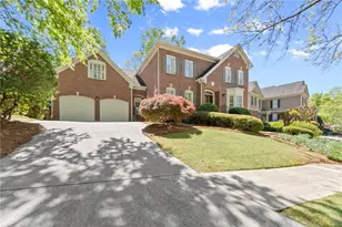 960 Allen Lake Ln, Suwanee, GA 30024 - Photo 2