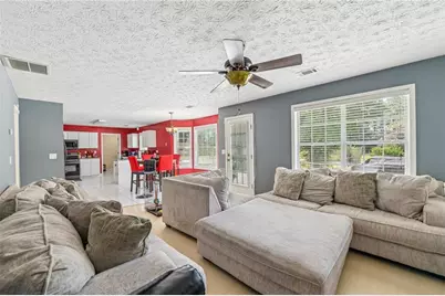 8199 McKenzie Place, Lithonia, GA 30058 - Photo 6