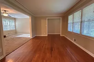 995 Melody Ln, Roswell, GA 30075 - Photo 4