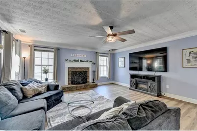 290 Lake Valley Drive, Loganville, GA 30052 - Photo 8