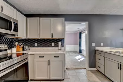 290 Lake Valley Drive SW, Loganville, GA 30052 - Photo 22