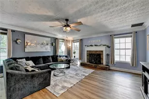290 Lake Valley Dr SW, Loganville, GA 30052 - Photo 10