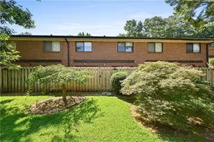 2525 Bradford Square NE, Atlanta, GA 30345 - Photo 28