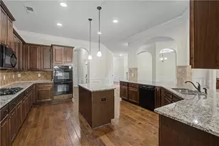 741 Stonebranch Dr, Loganville, GA 30052 - Photo 4