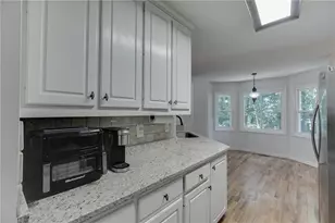 6447 Ivy Springs Dr, Flowery Branch, GA 30542 - Photo 18