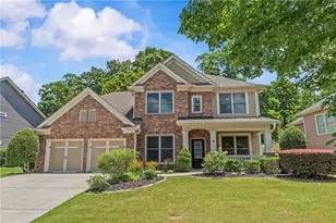 7525 Brookstone Cir, Flowery Branch, GA 30542 - Photo 2