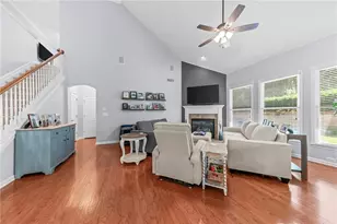 7525 Brookstone Cir, Flowery Branch, GA 30542 - Photo 18