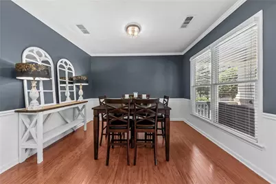 7525 Brookstone Circle, Flowery Branch, GA 30542 - Photo 8