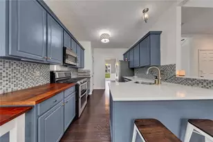 7211 Meadow Gate Way, Woodstock, GA 30189 - Photo 12
