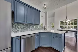 7211 Meadow Gate Way, Woodstock, GA 30189 - Photo 10