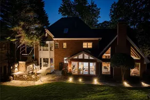 7680 Dunvegan Close, Sandy Springs, GA 30350 - Photo 52
