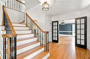 7680 Dunvegan Close, Sandy Springs, GA 30350 - Photo 4
