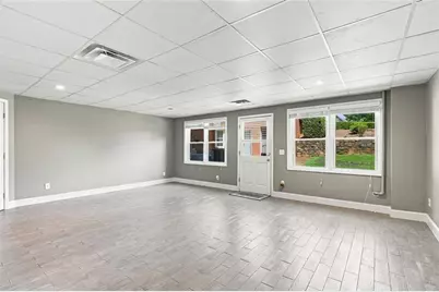 7680 Dunvegan Close, Sandy Springs, GA 30350 - Photo 46