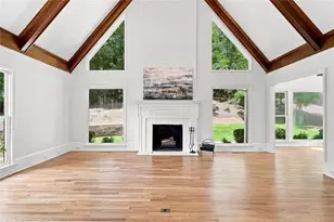 7680 Dunvegan Close, Sandy Springs, GA 30350 - Photo 26