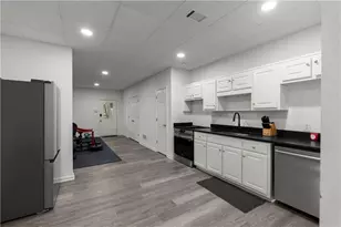 27 Wing Mill Rd, Sandy Springs, GA 30350 - Photo 50