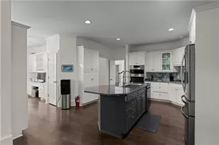 27 Wing Mill Rd, Sandy Springs, GA 30350 - Photo 14