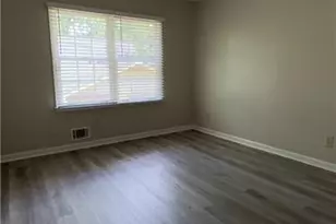 1050 Forest Heights Rd, Stone Mountain, GA 30083 - Photo 20