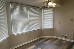 1050 Forest Heights Rd, Stone Mountain, GA 30083 - Photo 10