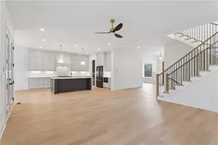2467 Edwards Dr NW, Atlanta, GA 30318 - Photo 12