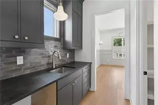 2467 Edwards Dr NW, Atlanta, GA 30318 - Photo 20