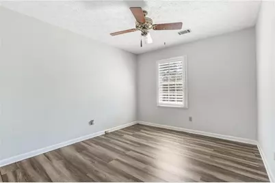 1349 Ashbrook Drive, Lawrenceville, GA 30043 - Photo 22