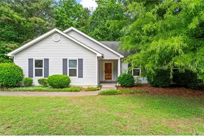 163 Nicki Court, Hampton, GA 30228 - Photo 2