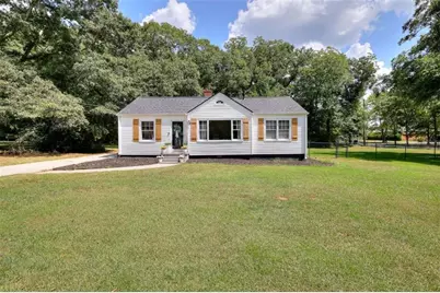 186 S Forest Avenue S, Social Circle, GA 30025 - Photo 1