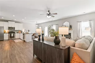 204 Clear Springs Ct, Jackson, GA 30233 - Photo 10
