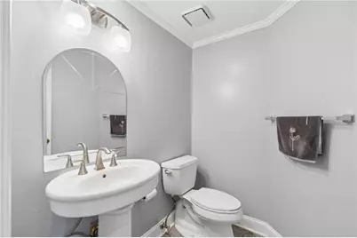 210 Wessex Court, Sandy Springs, GA 30328 - Photo 12