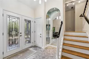 210 Wessex Ct, Sandy Springs, GA 30328 - Photo 4