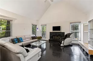 210 Wessex Ct, Sandy Springs, GA 30328 - Photo 6