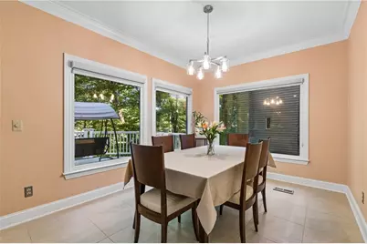 210 Wessex Court, Sandy Springs, GA 30328 - Photo 20