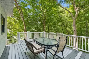 210 Wessex Ct, Sandy Springs, GA 30328 - Photo 46