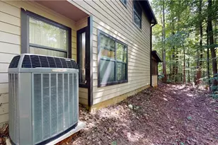 6562 Oakwood Dr, Douglasville, GA 30135 - Photo 4