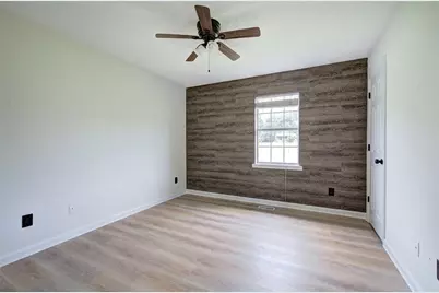 7097 Fairmount Highway SE, Calhoun, GA 30701 - Photo 12
