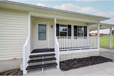 7097 Fairmount Highway SE, Calhoun, GA 30701 - Photo 2