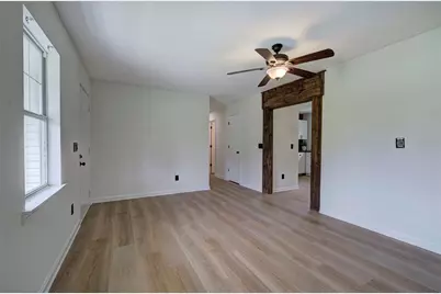 7097 Fairmount Highway SE, Calhoun, GA 30701 - Photo 8