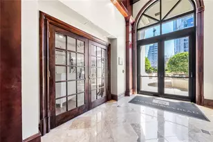 3334 Peachtree Rd NE, Atlanta, GA 30326 - Photo 30